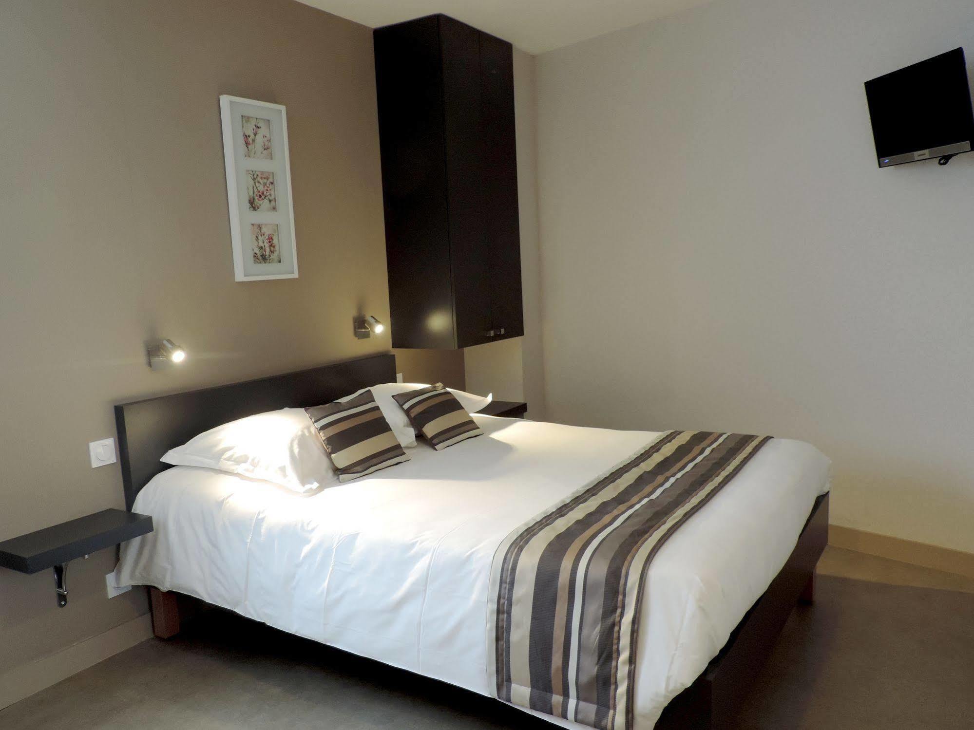 Le Cadoudal Hotel Auray Exterior photo